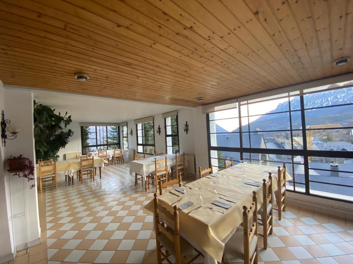 Hotel Mariana Tramacastilla de Tena Εξωτερικό φωτογραφία
