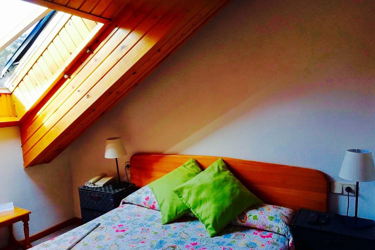 Hotel Mariana Tramacastilla de Tena Εξωτερικό φωτογραφία